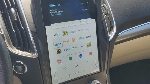 2023 Ford Edge Titanium