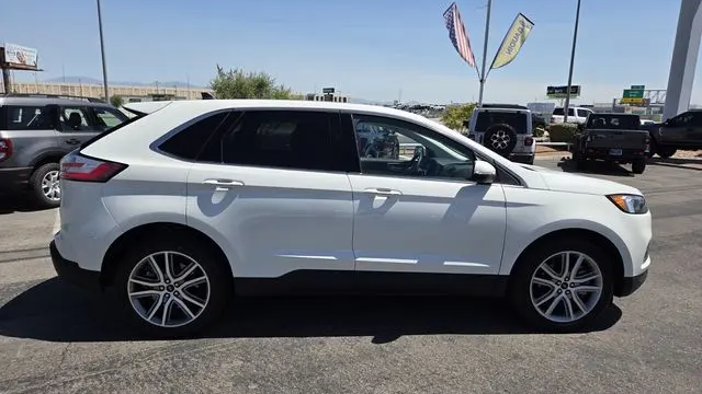 2023 Ford Edge Titanium