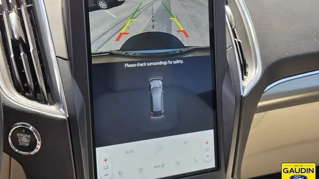 2023 Ford Edge Titanium