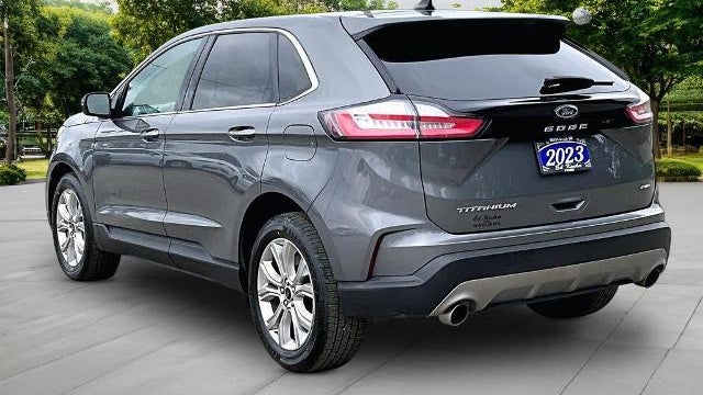 2023 Ford Edge Titanium
