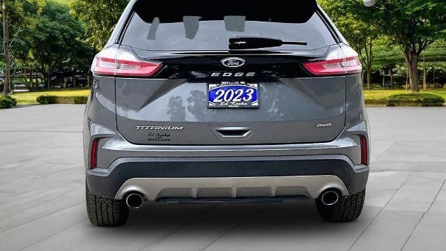 2023 Ford Edge Titanium