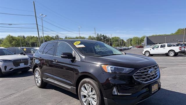 2023 Ford Edge Titanium