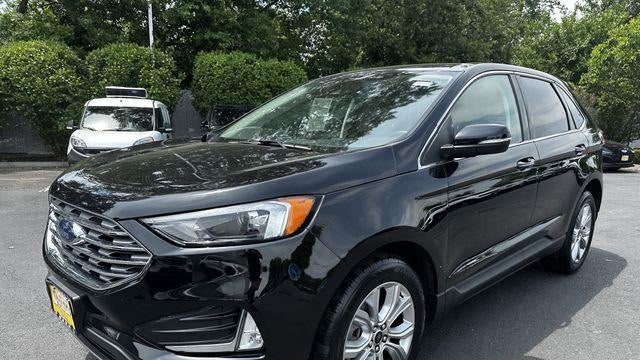 2023 Ford Edge Titanium
