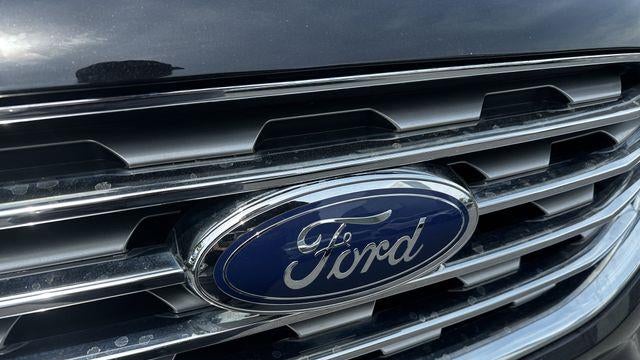 2023 Ford Edge Titanium