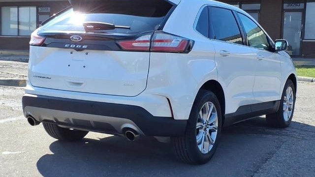 2023 Ford Edge Titanium