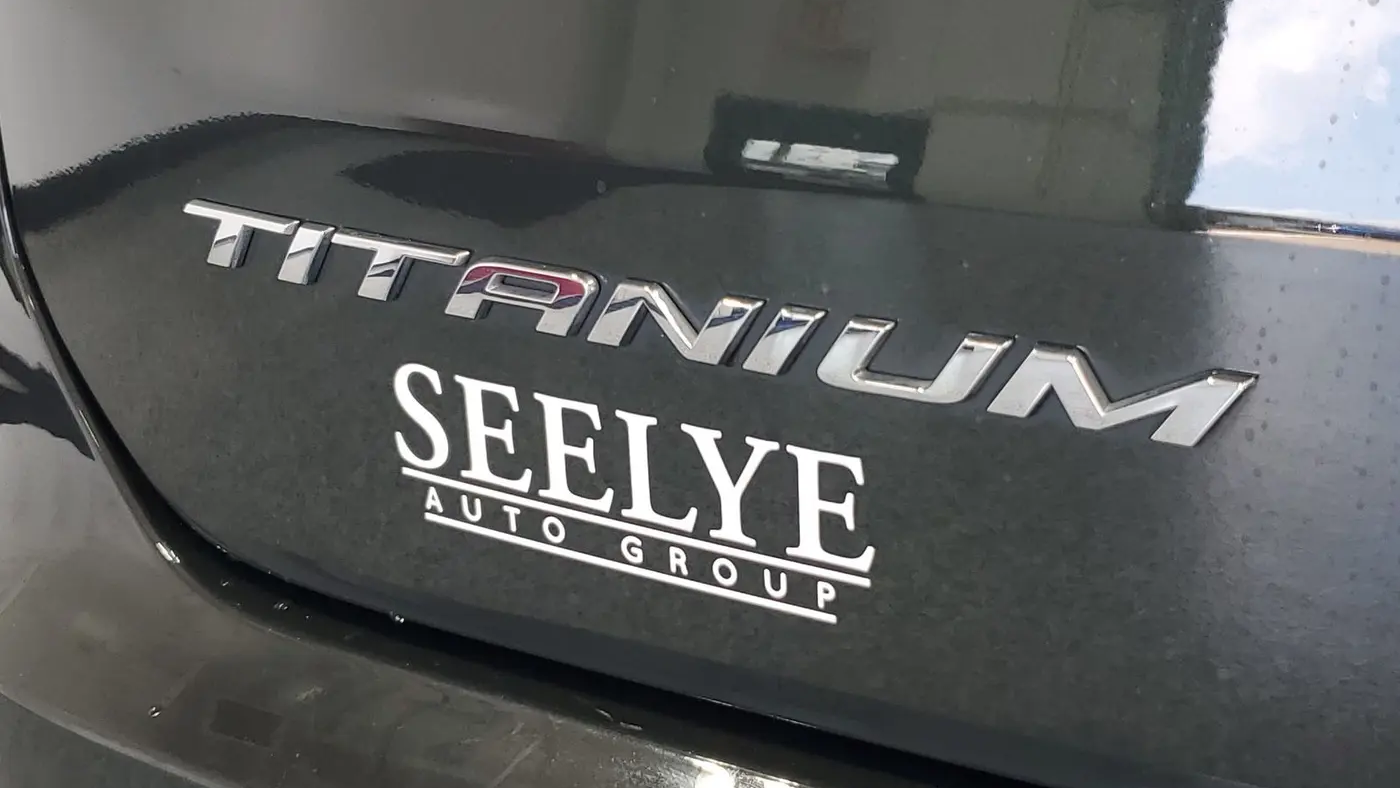 2024 Ford Edge Titanium