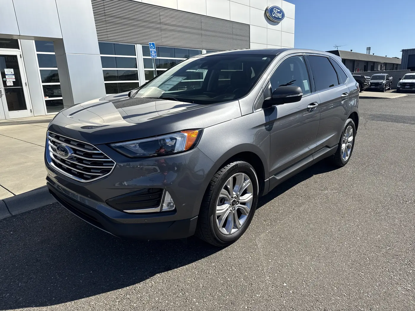 2024 Ford Edge