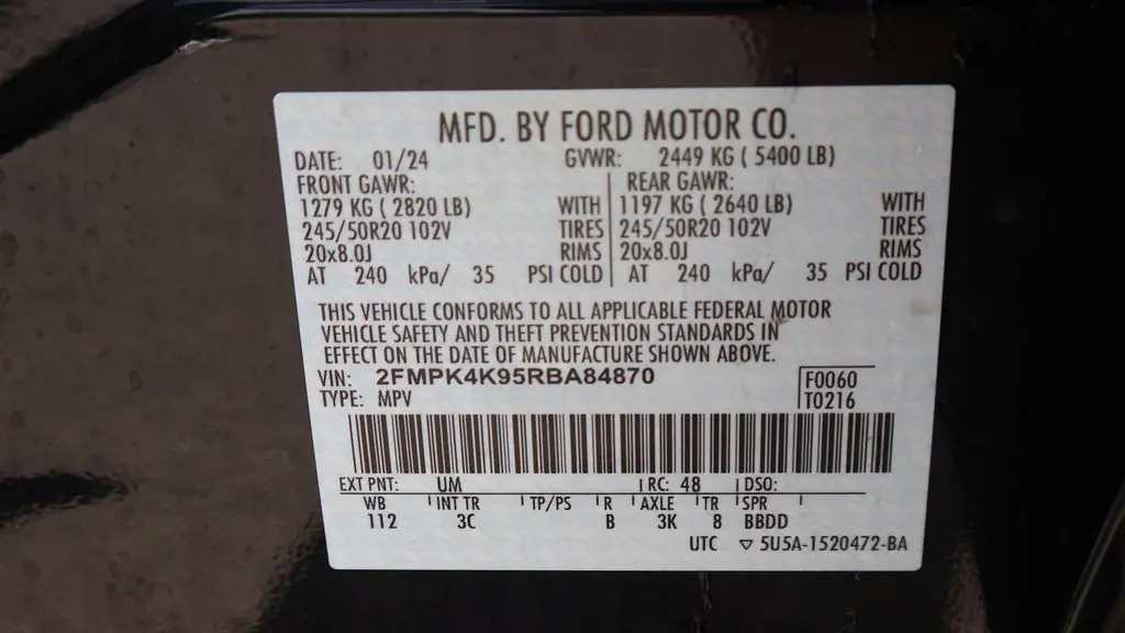 2024 Ford Edge Titanium