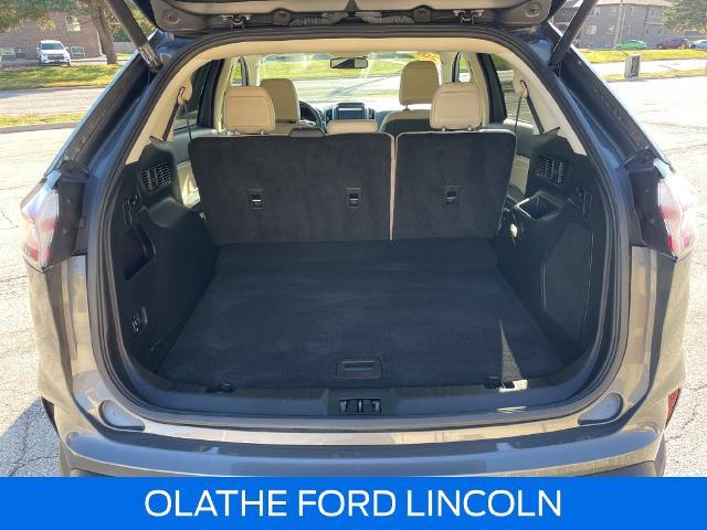 2022 Ford Edge - $20,000
