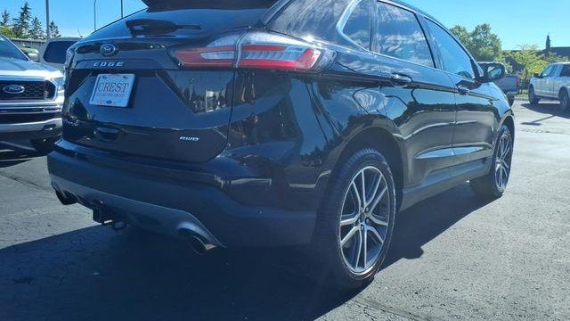 2023 Ford Edge Titanium