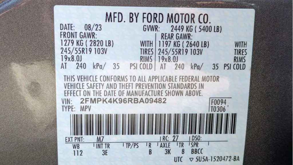 2024 Ford Edge Titanium