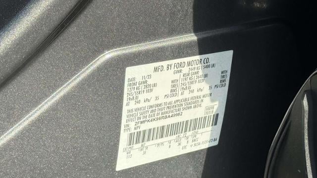 2024 Ford Edge Titanium