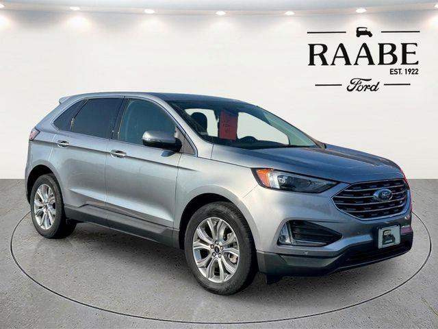 2024 Ford Edge Titanium — photo 1 of 12