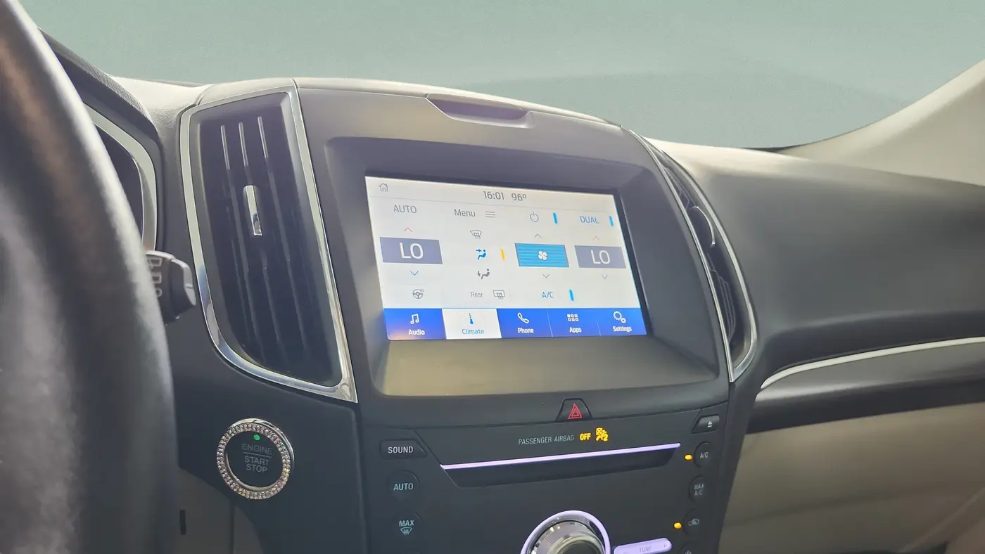 2019 Ford Edge Titanium