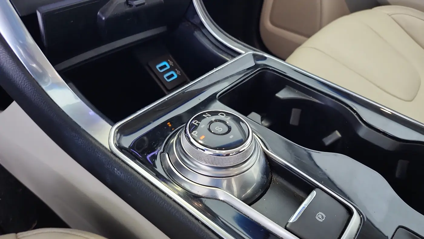 2019 Ford Edge Titanium