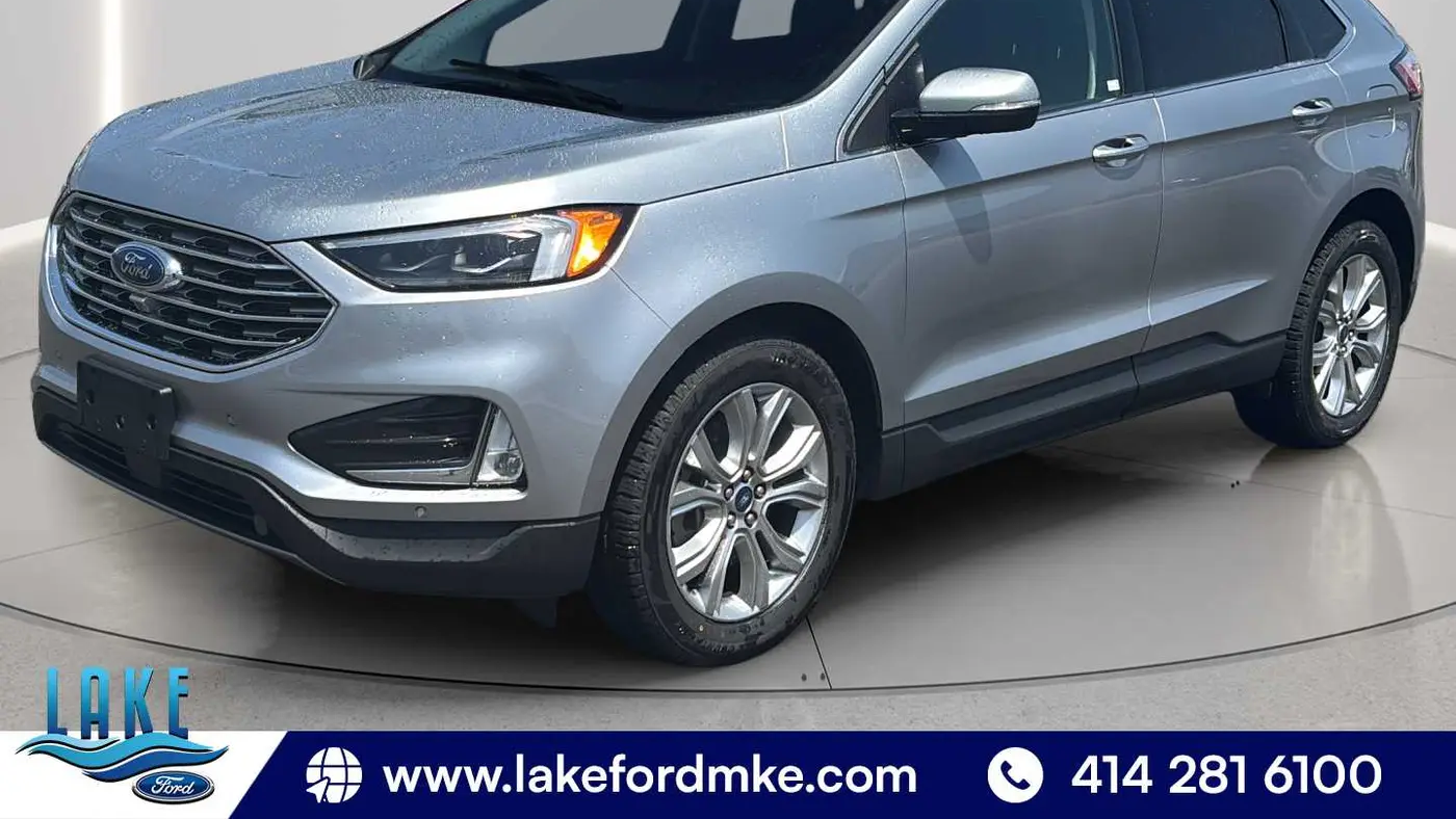 2022 Ford Edge Titanium
