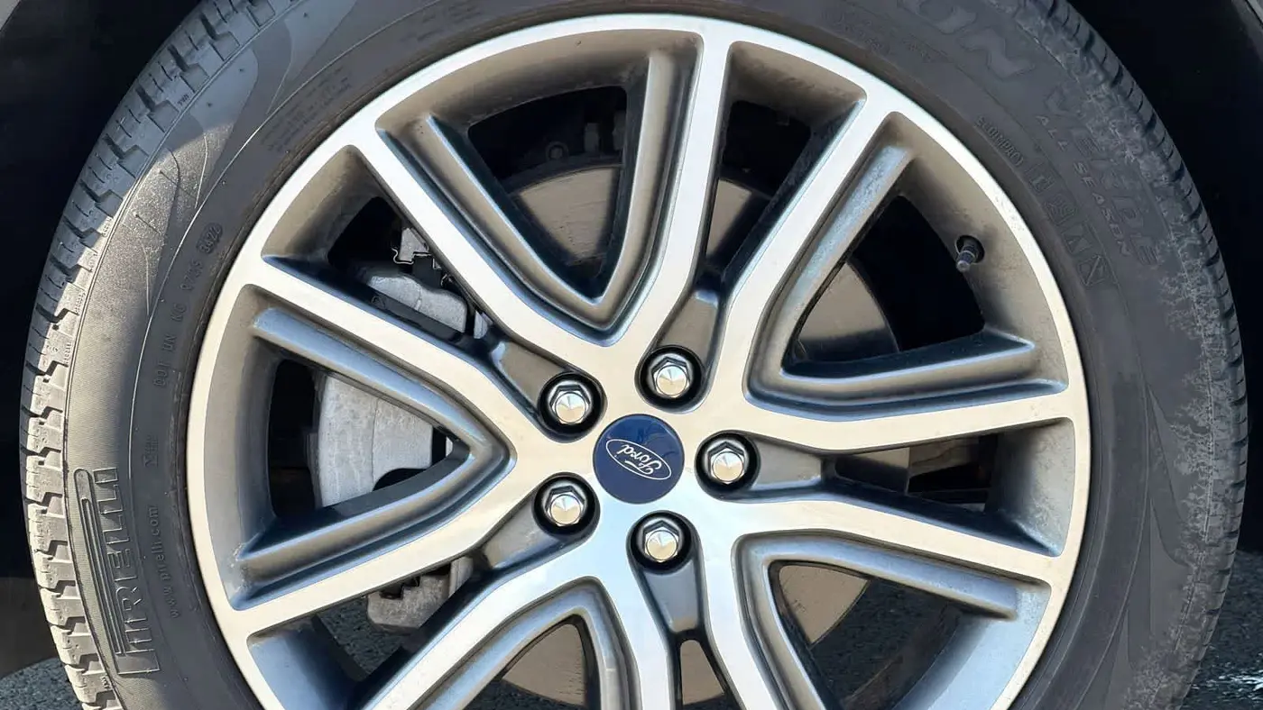 2022 Ford Edge Titanium