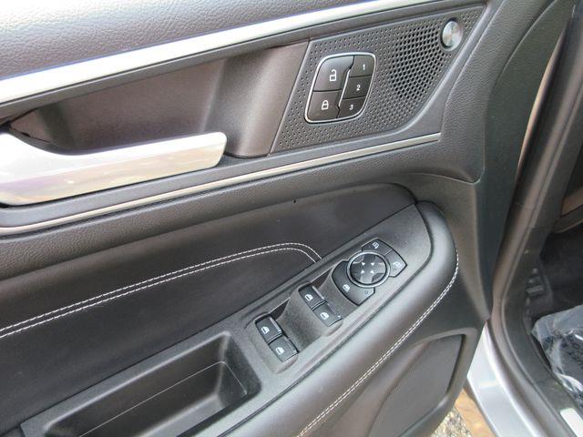 2023 Ford Edge - $30,902