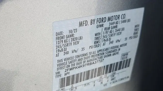 2024 Ford Edge Titanium