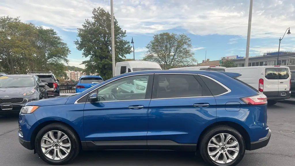 2024 Ford Edge Titanium
