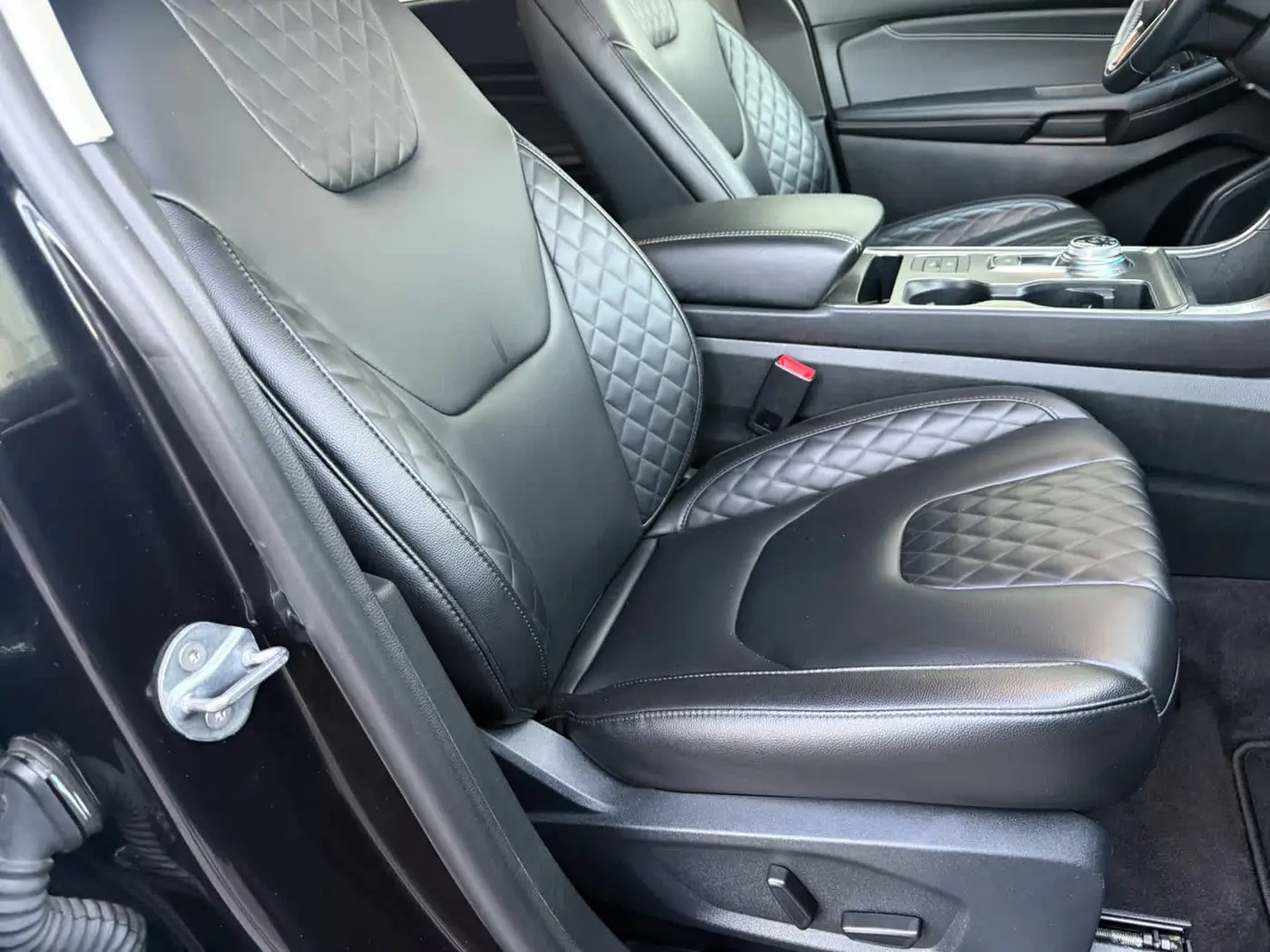 2024 Ford Edge - $27,999