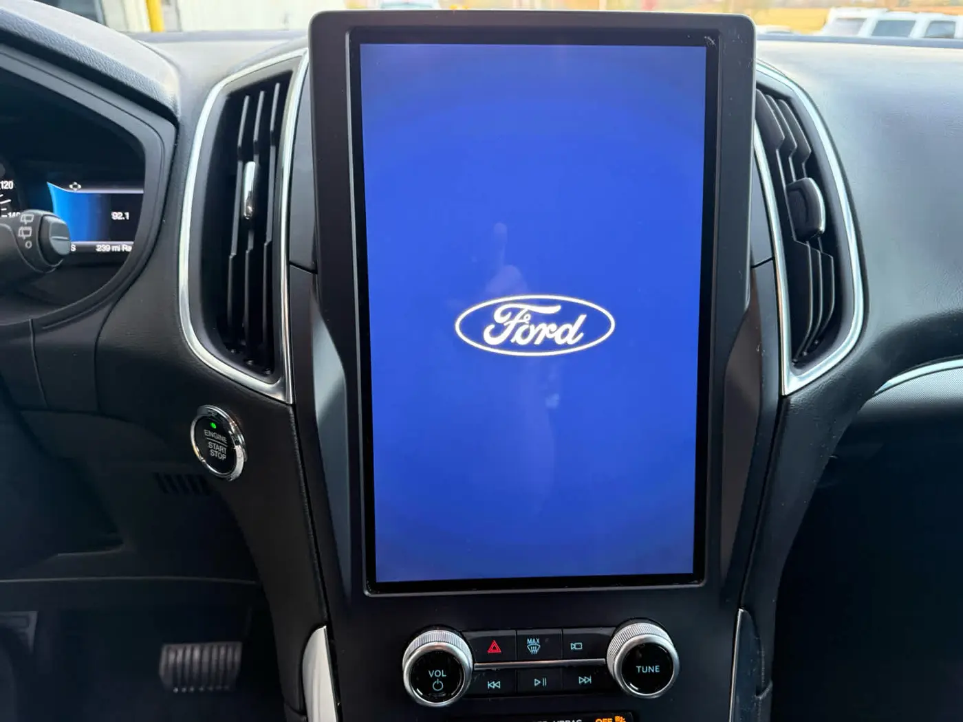 2024 Ford Edge - $27,999