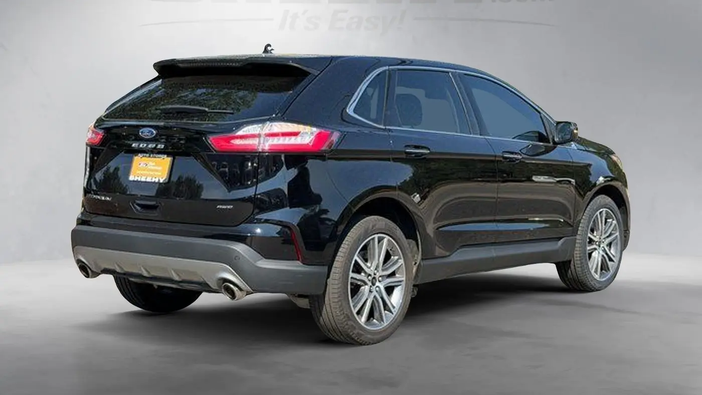 2024 Ford Edge Titanium