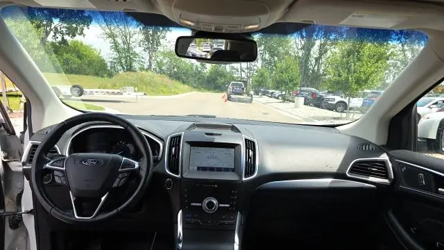 2020 Ford Edge Titanium