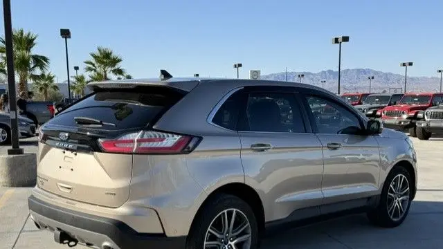 2021 Ford Edge Titanium
