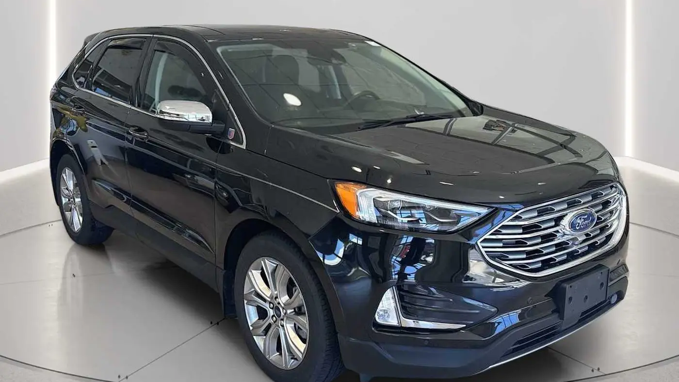 Preowned 2022 Ford Edge Titanium for Sale