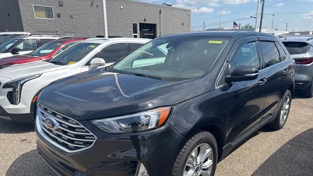 2022 Ford Edge Titanium
