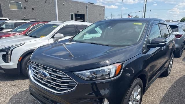 2022 Ford Edge Titanium