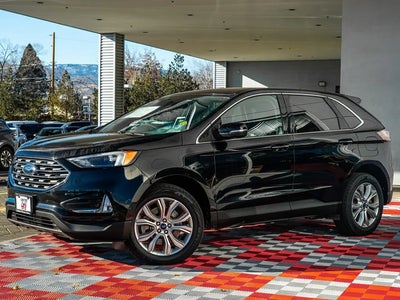 2022 Ford Edge AWD Titanium 4DR Crossover