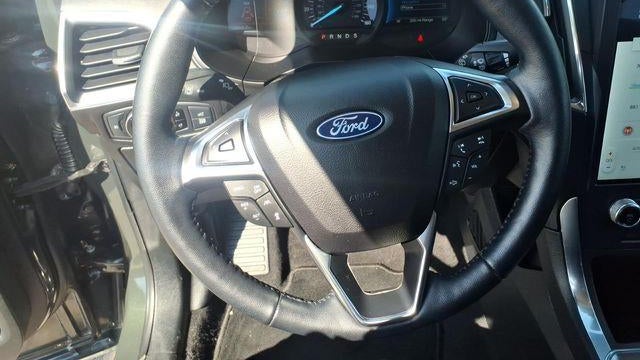 2023 Ford Edge Titanium
