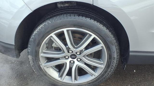 2023 Ford Edge Titanium