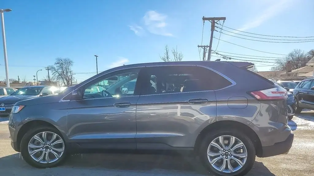 2023 Ford Edge Titanium