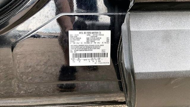 2023 Ford Edge Titanium