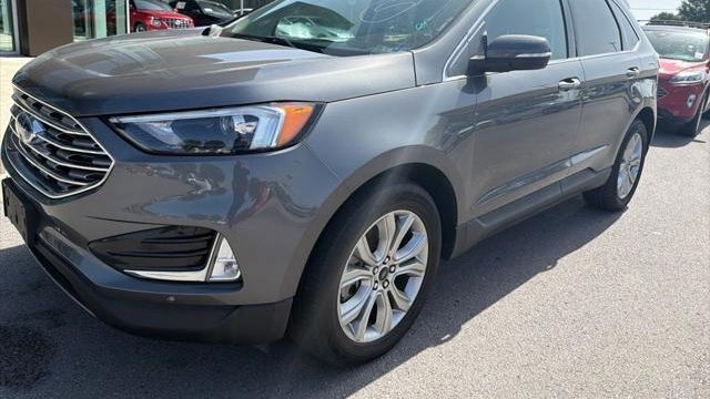 2023 Ford Edge Titanium