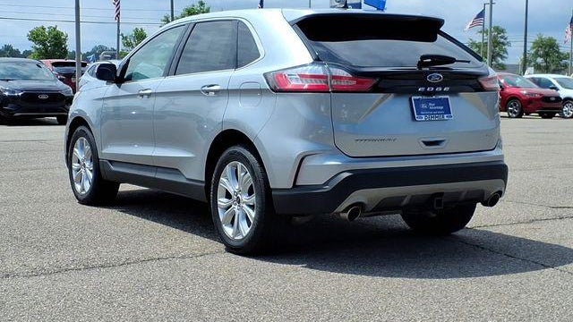 2023 Ford Edge Titanium