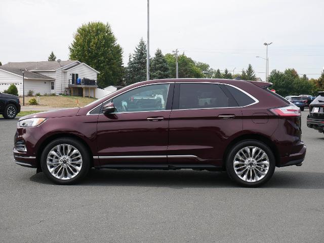 2024 Ford Edge Titanium — photo 1 of 12
