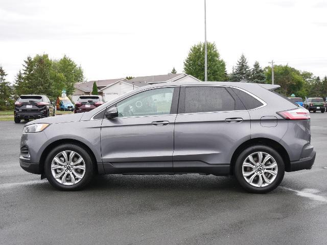 2024 Ford Edge Titanium — photo 1 of 12