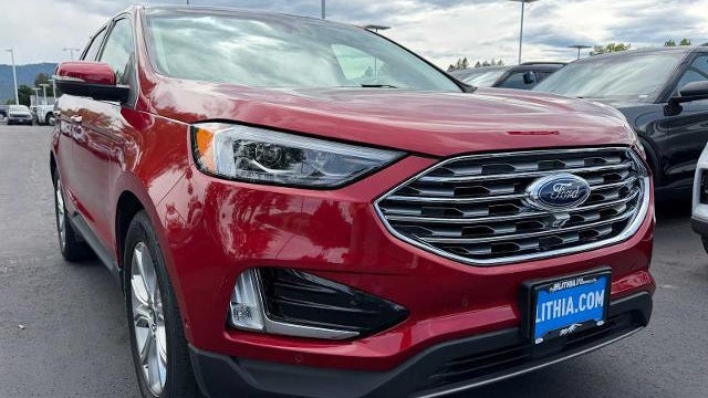 2020 Ford Edge Titanium