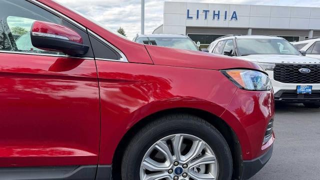 2020 Ford Edge Titanium