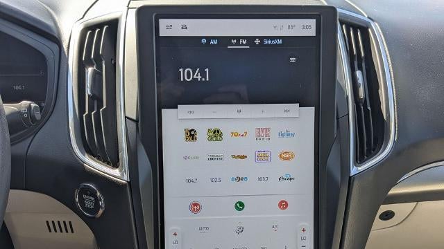 2022 Ford Edge Titanium