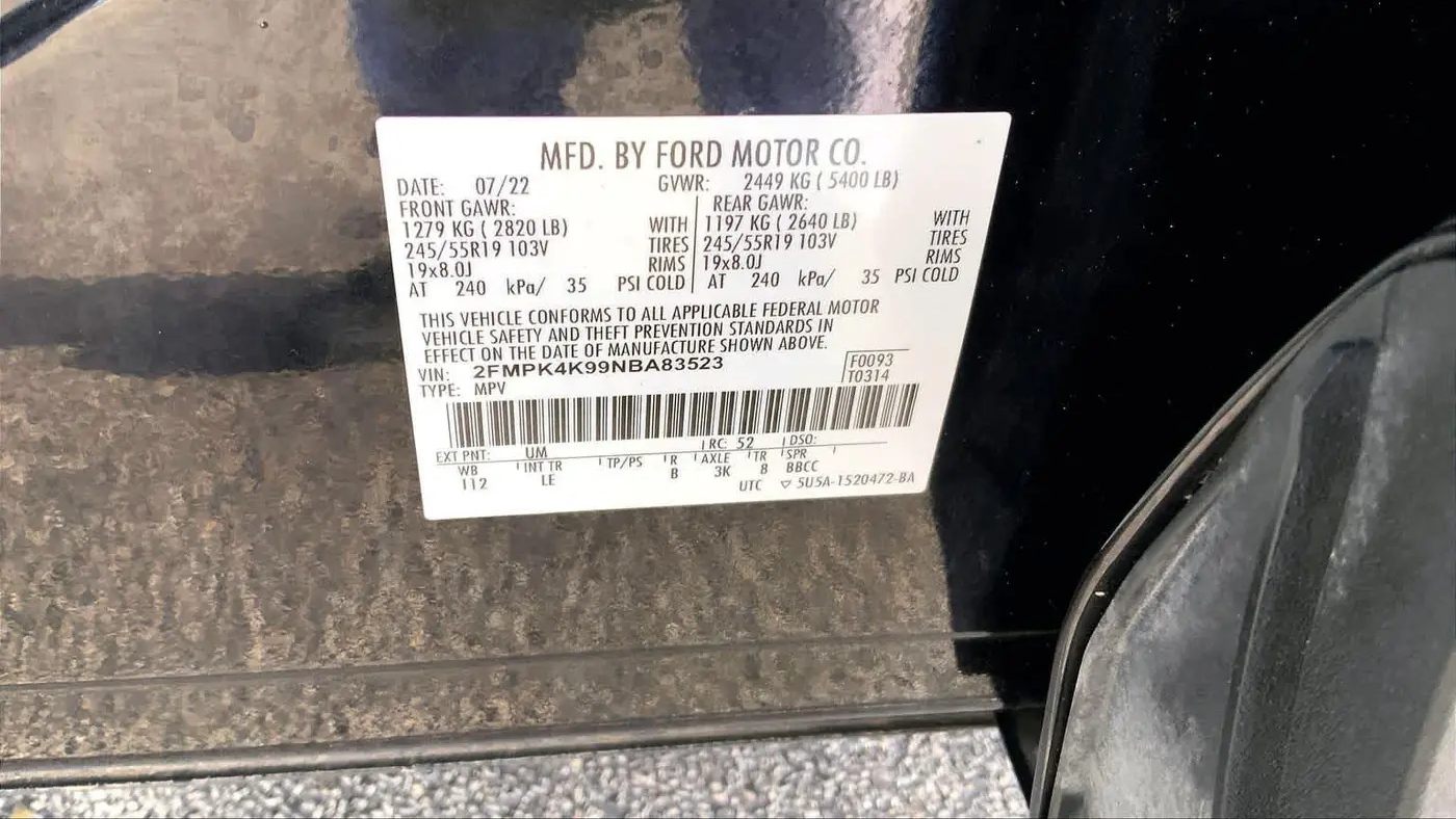 2022 Ford Edge Titanium
