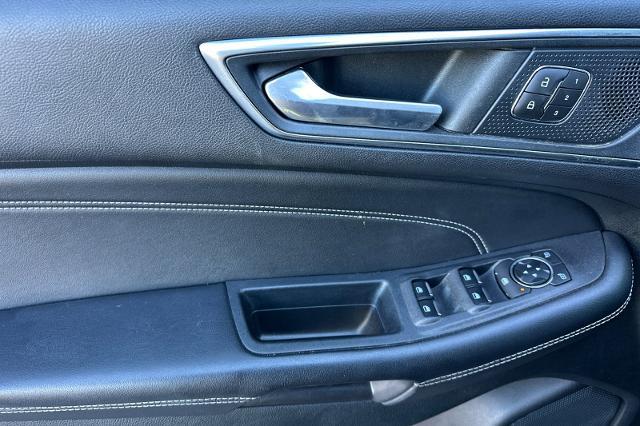 2022 Ford Edge - $17,965