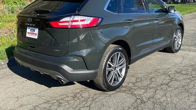 2023 Ford Edge Titanium