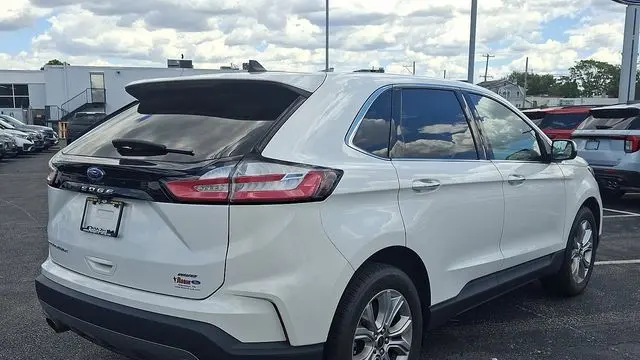 2023 Ford Edge Titanium
