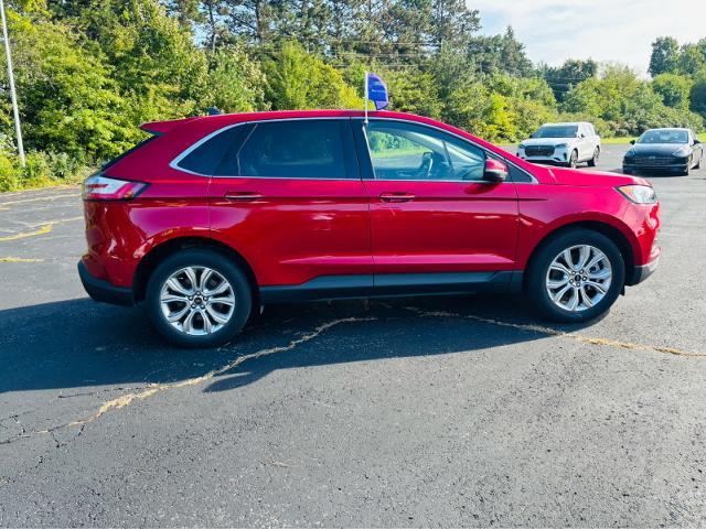 2023 Ford Edge Titanium — photo 1 of 12