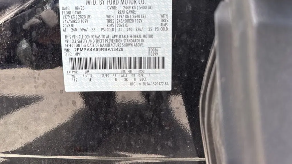 2024 Ford Edge Titanium